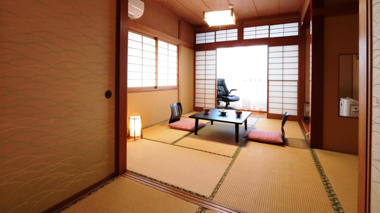 Baigetsu Ryokan Shimosuwa Exterior photo